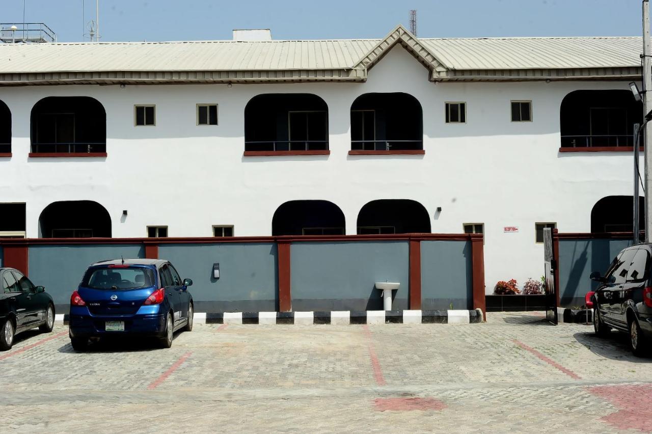 Mariners Suites Lagos Exterior photo